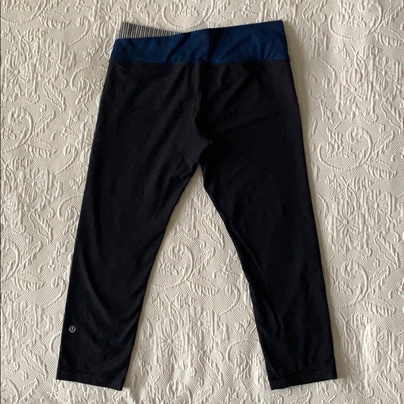 Lululemon Wunderunder Crops - Picture 2 of 3